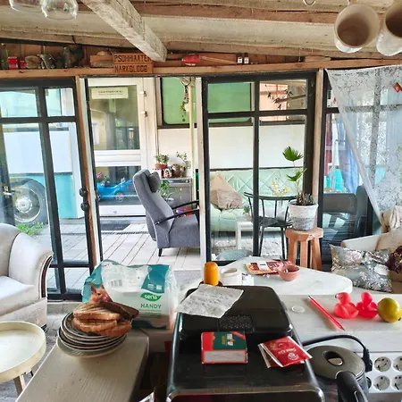 Glampingbus Κάμπινγκ